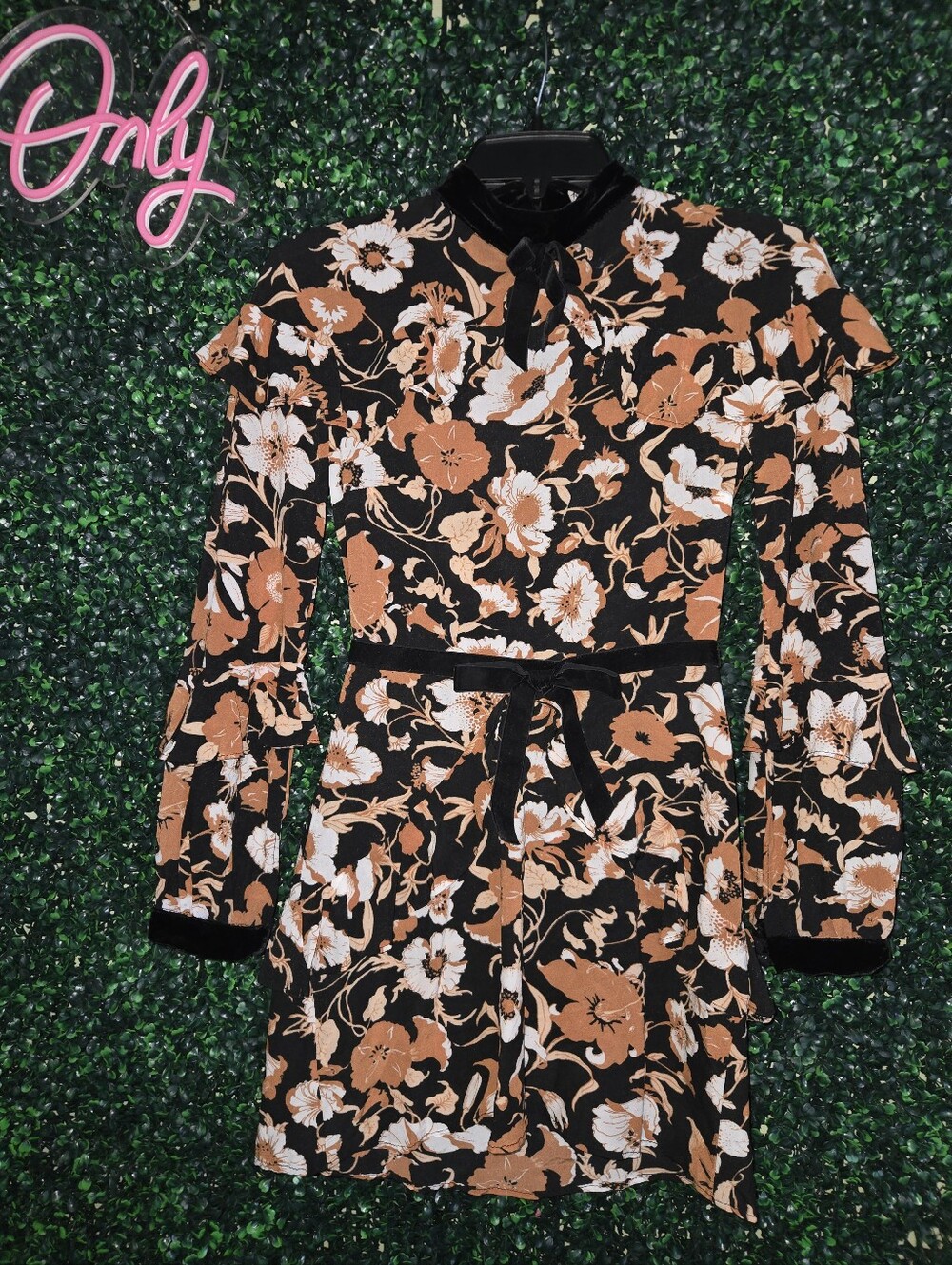 For Love & Lemons Floret Floral Mini Dress Velvet Trim Ruffle Size 0 MINT